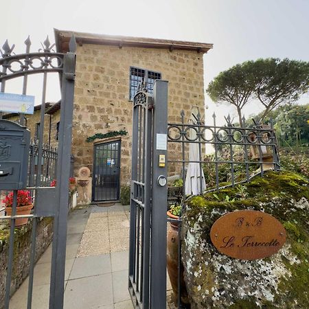 Bed and Breakfast Le Terrecotte Sutri Exterior foto