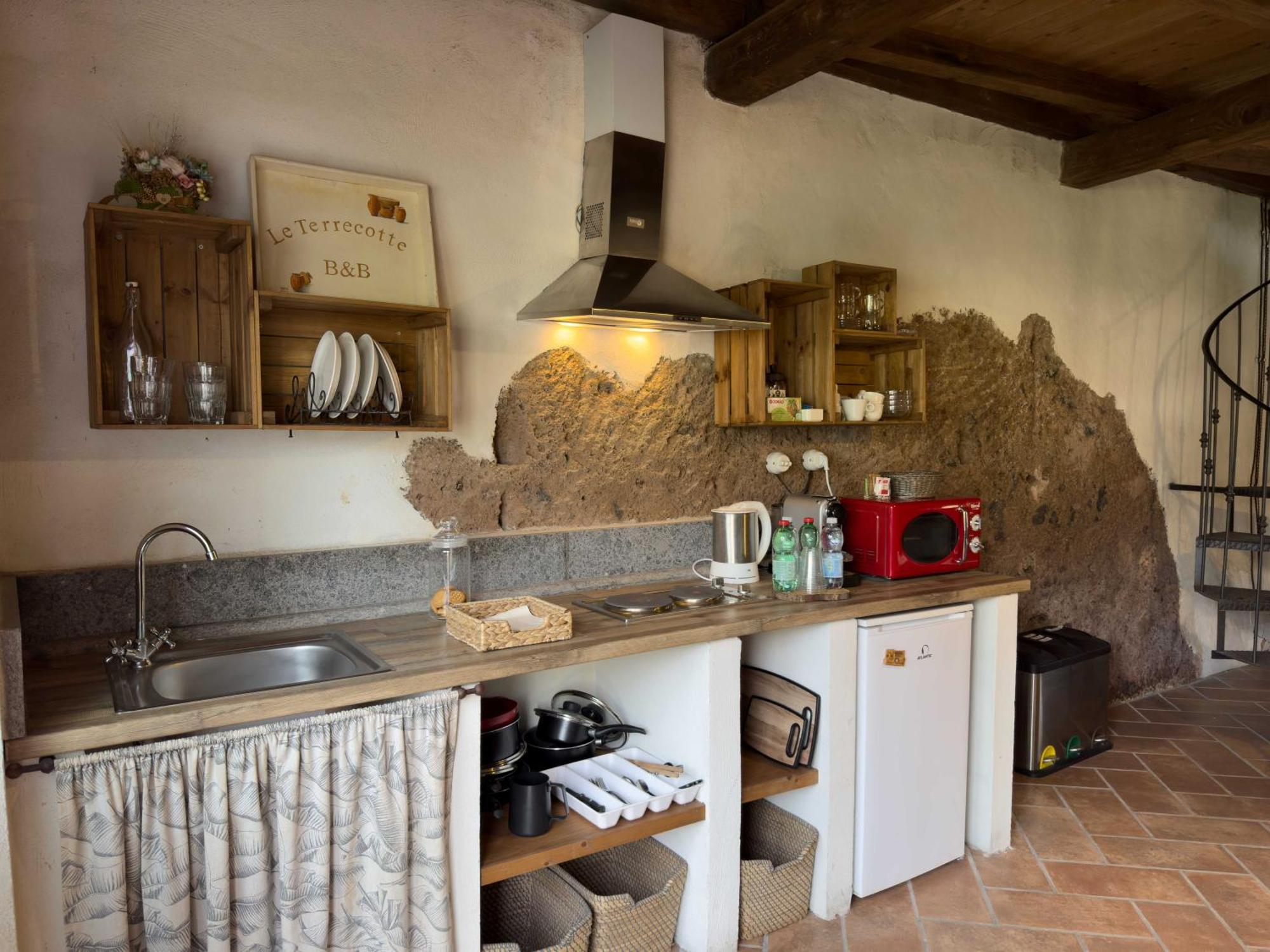 Bed and Breakfast Le Terrecotte Sutri Exterior foto