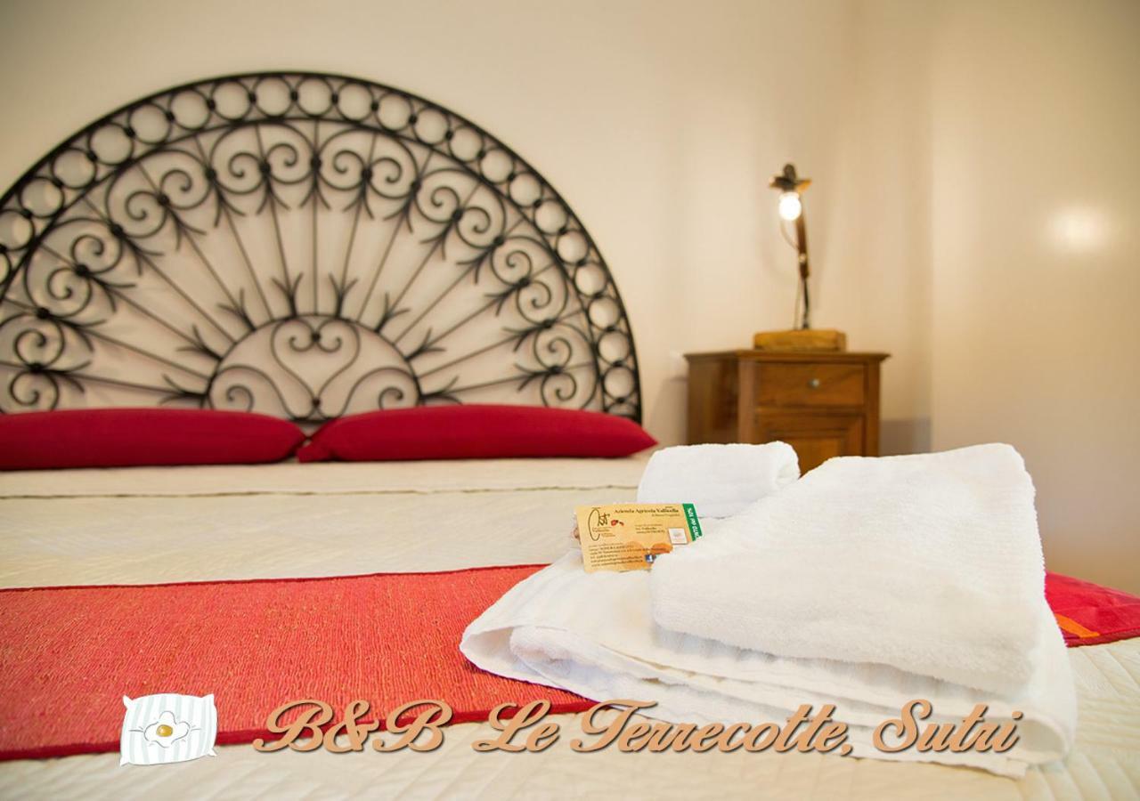 Bed and Breakfast Le Terrecotte Sutri Exterior foto
